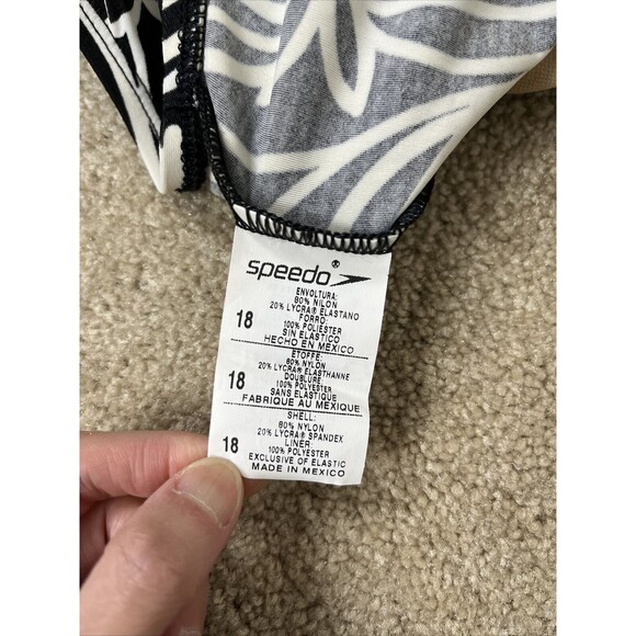 Speedo One Piece Swimsuit Womens Size 18 Black White Floral - Picture 9 of 10
